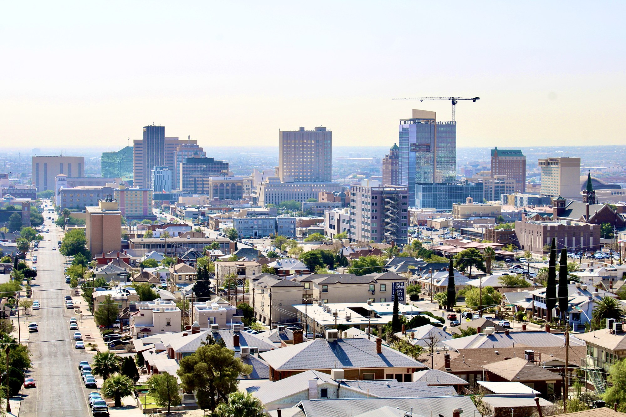 El Paso skyline beneath the Franklin Mountains